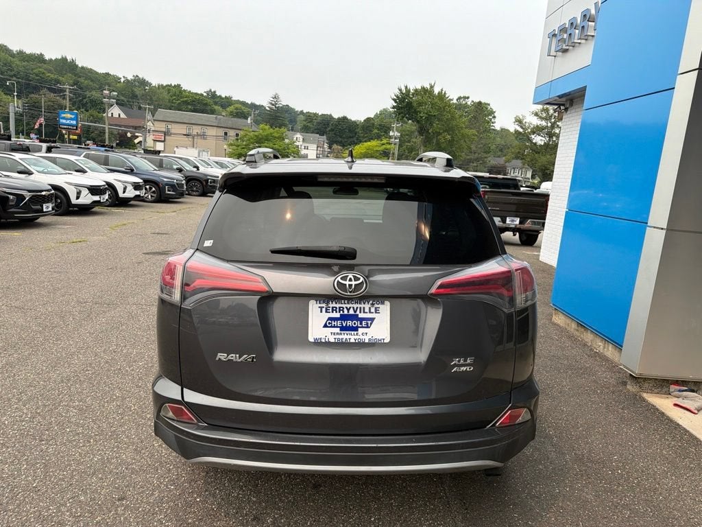 2017 Toyota RAV4 XLE