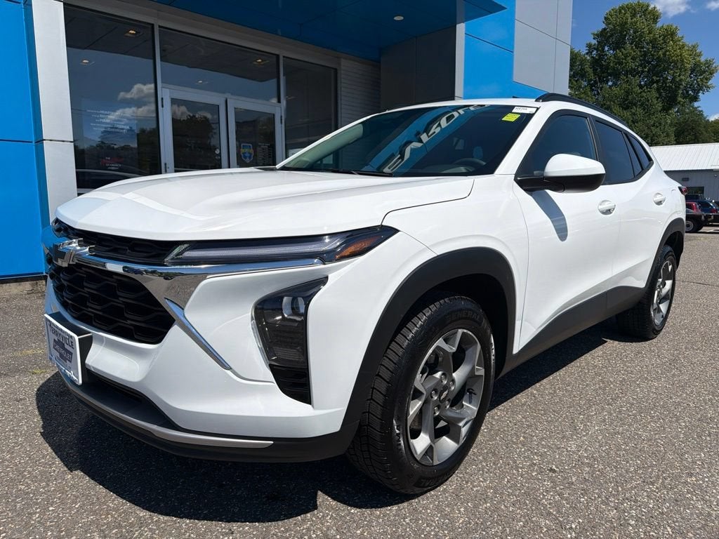 2024 Chevrolet Trax LT