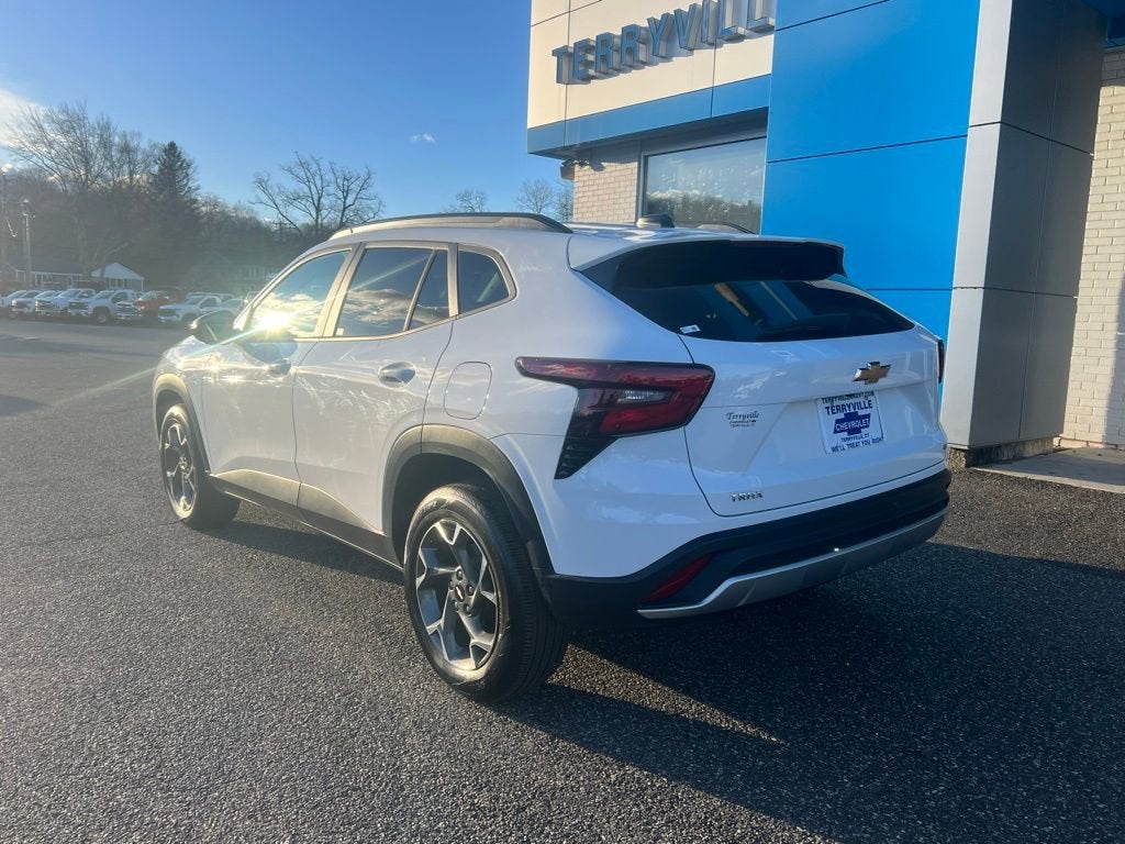 2025 Chevrolet Trax LT