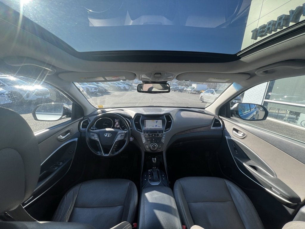 2017 Hyundai Santa Fe Limited Ultimate