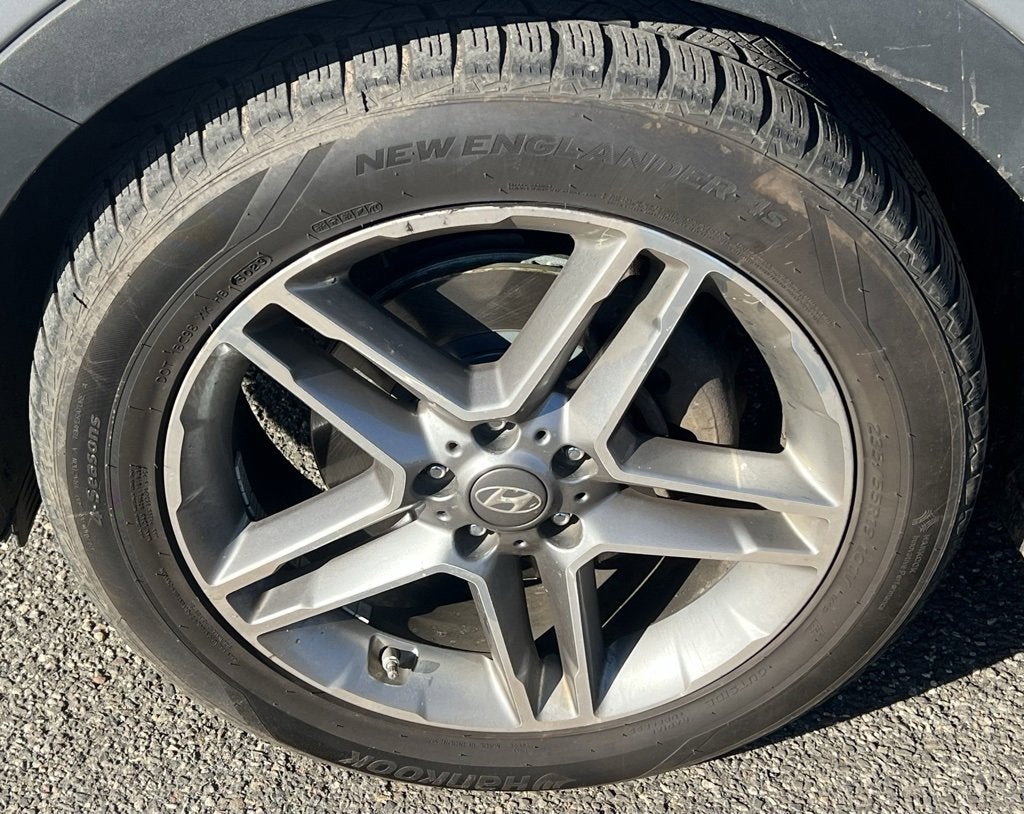 2017 Hyundai Santa Fe Limited Ultimate