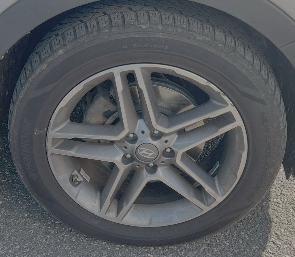 2017 Hyundai Santa Fe Limited Ultimate