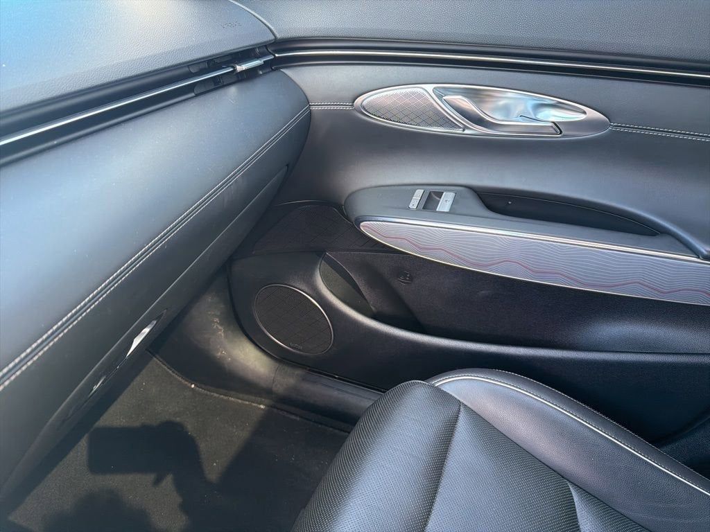 2023 Genesis GV70 2.5T