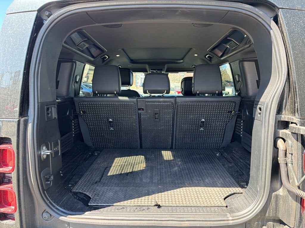 2023 Land Rover Defender X-Dynamic SE