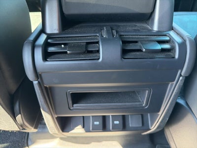 2023 Land Rover Defender X-Dynamic SE