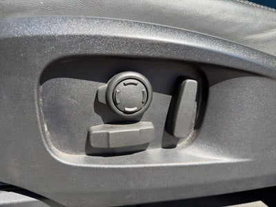 2023 Land Rover Defender X-Dynamic SE