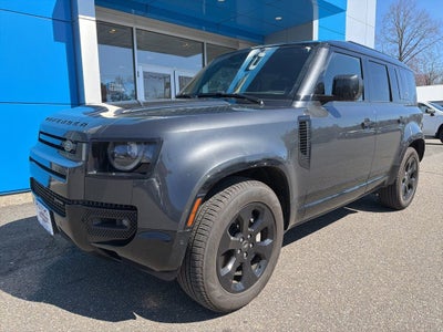 2023 Land Rover Defender X-Dynamic SE