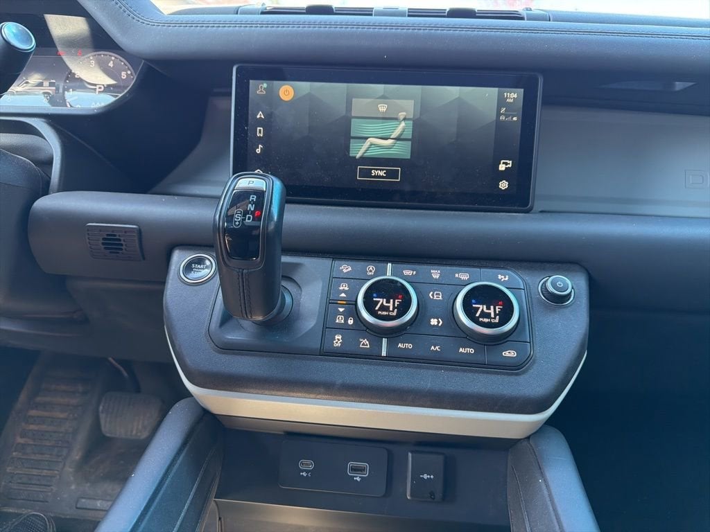 2023 Land Rover Defender X-Dynamic SE