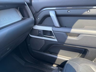 2023 Land Rover Defender X-Dynamic SE