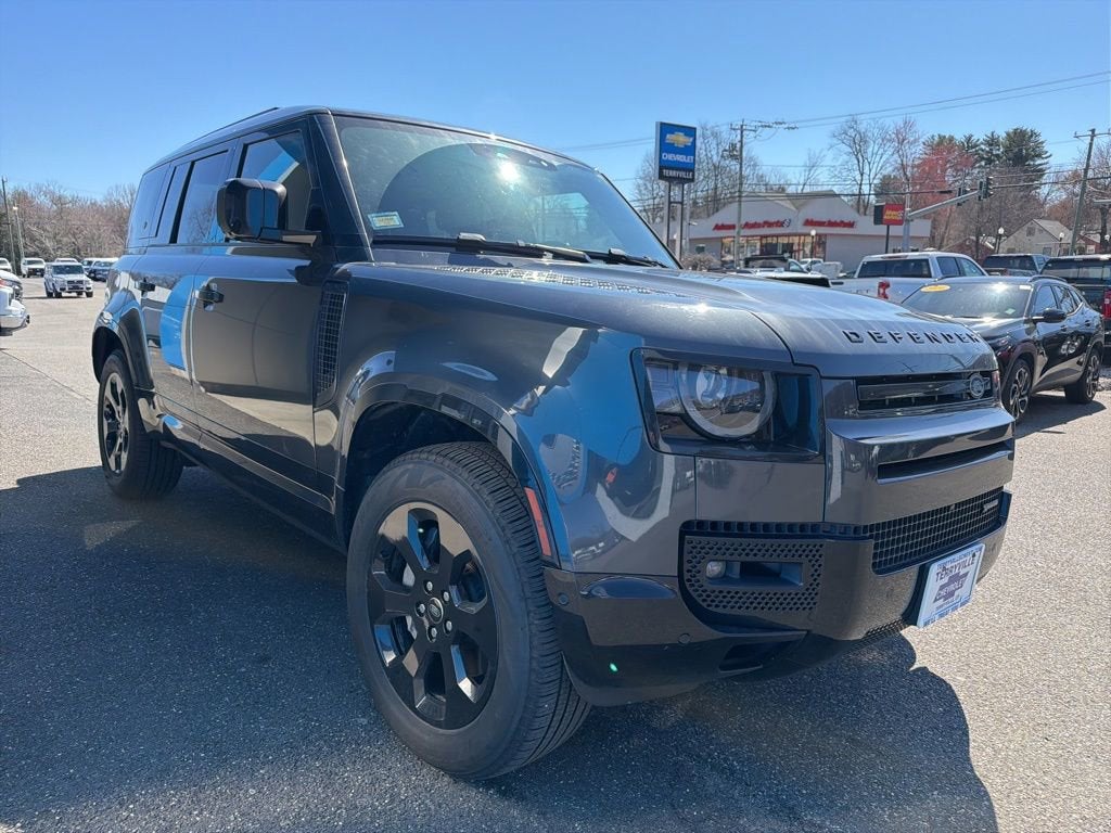 2023 Land Rover Defender X-Dynamic SE