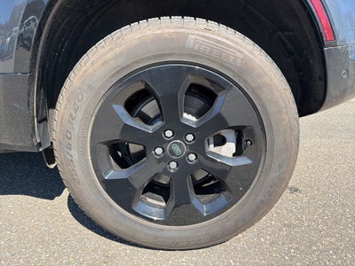 2023 Land Rover Defender X-Dynamic SE