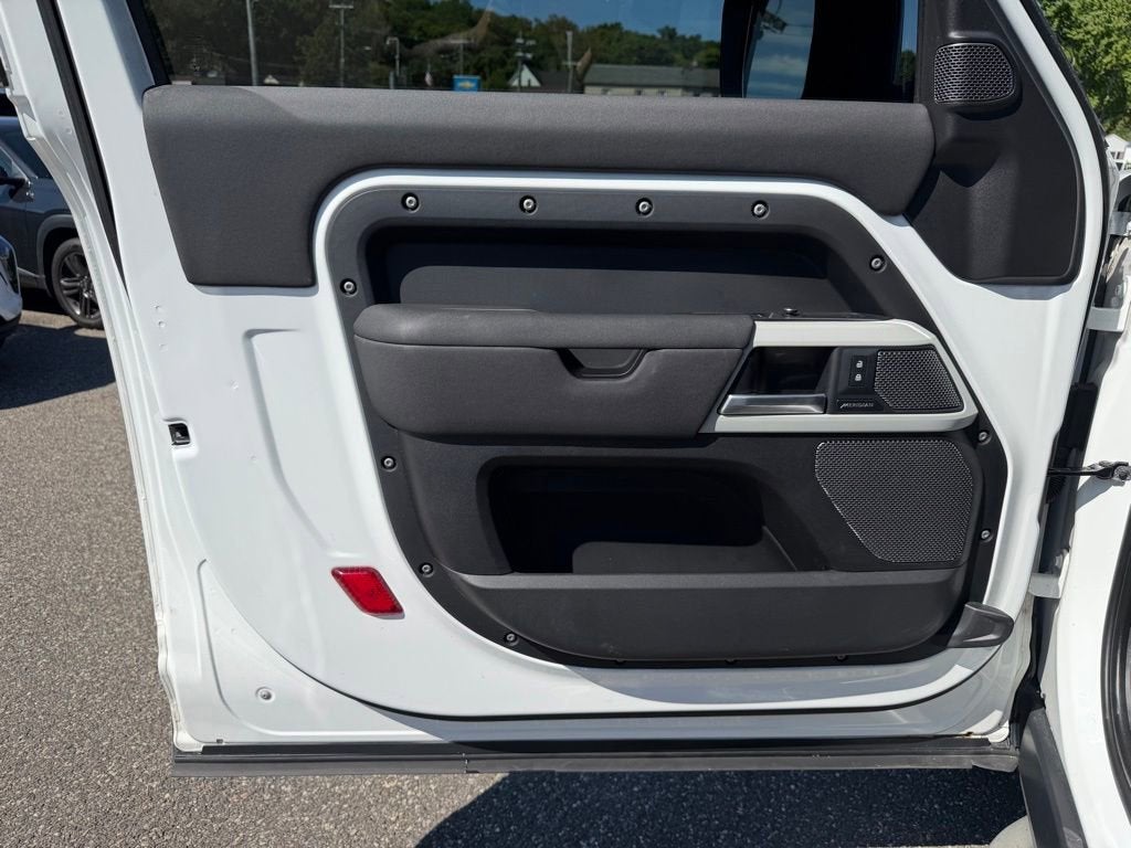 2021 Land Rover Defender X-Dynamic S