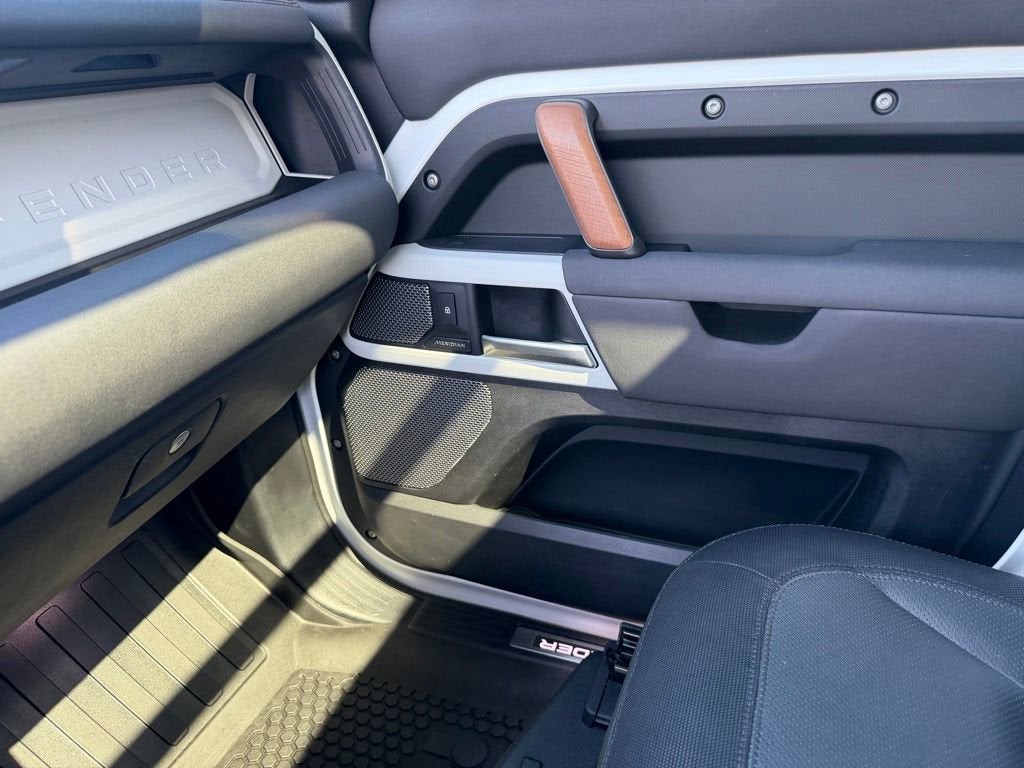 2021 Land Rover Defender X-Dynamic S