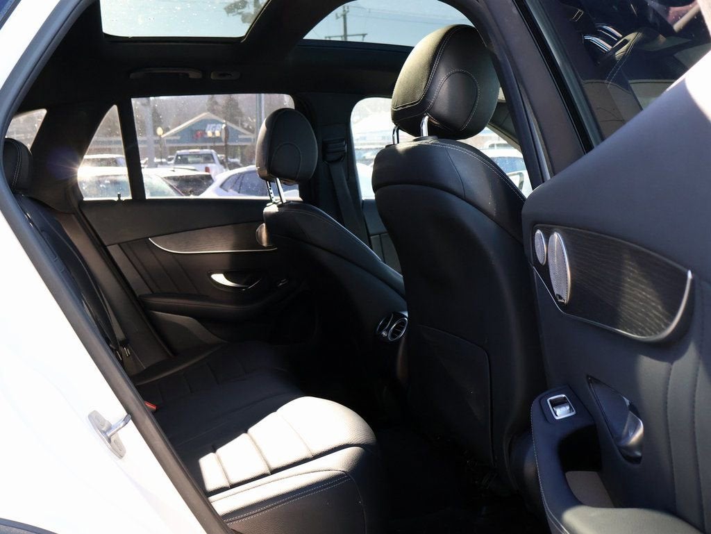 2021 Mercedes-Benz GLC GLC 300