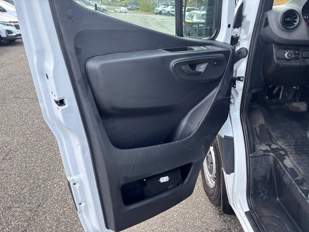 2024 Mercedes-Benz Sprinter Cargo Van 3500 Standard Roof I4 Diesel 144" RWD