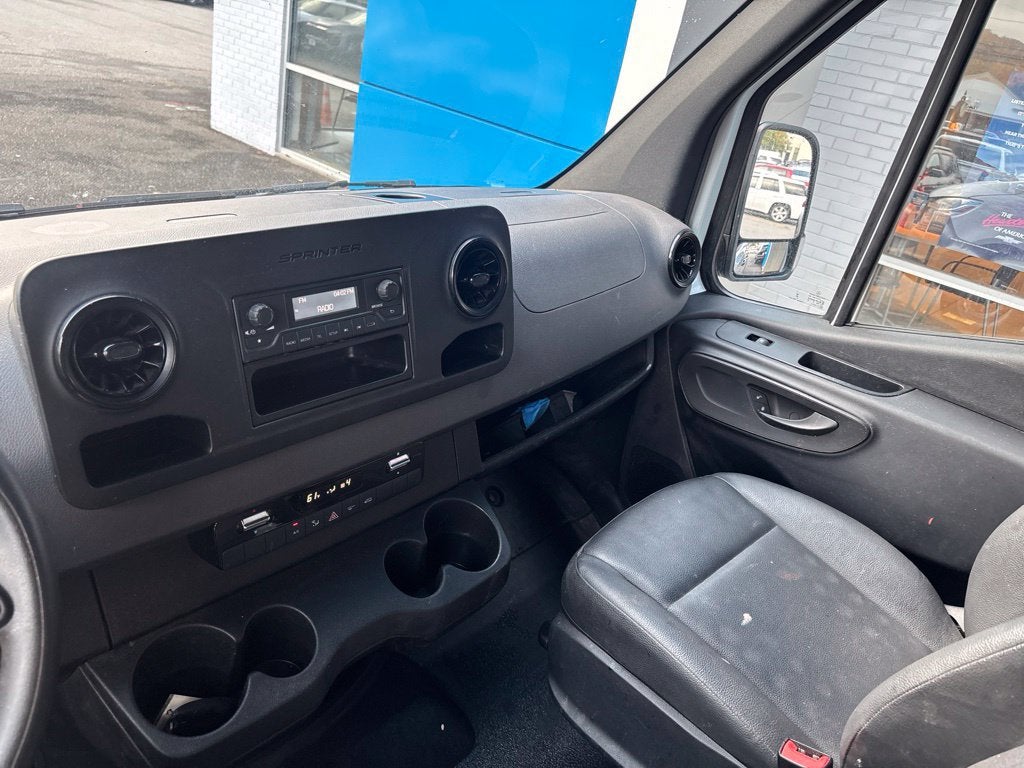 2024 Mercedes-Benz Sprinter Cargo Van 3500 Standard Roof I4 Diesel 144" RWD