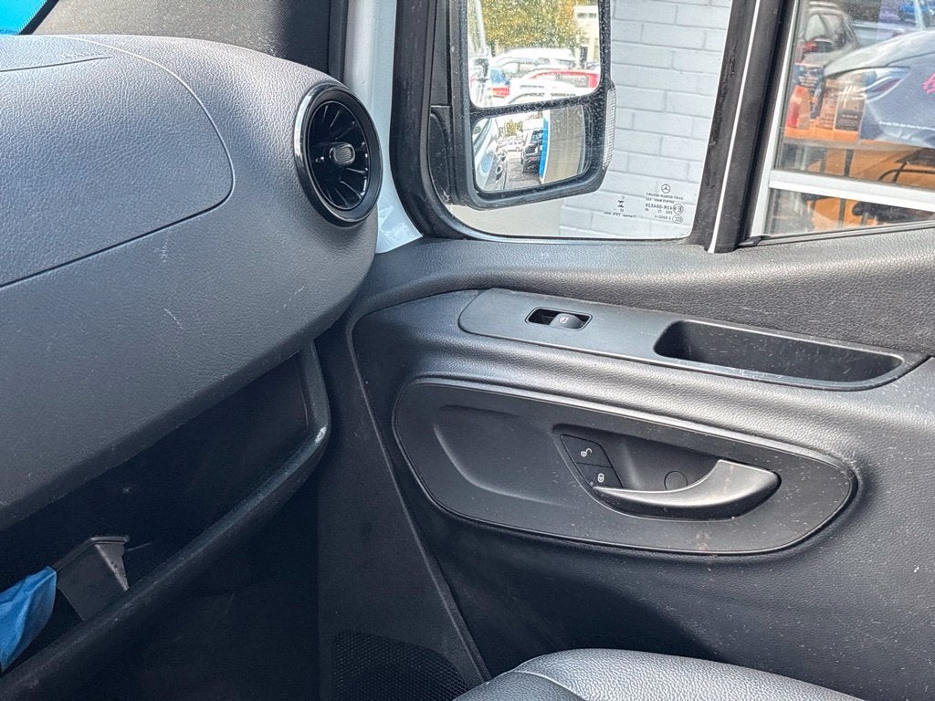 2024 Mercedes-Benz Sprinter Cargo Van 3500 Standard Roof I4 Diesel 144" RWD