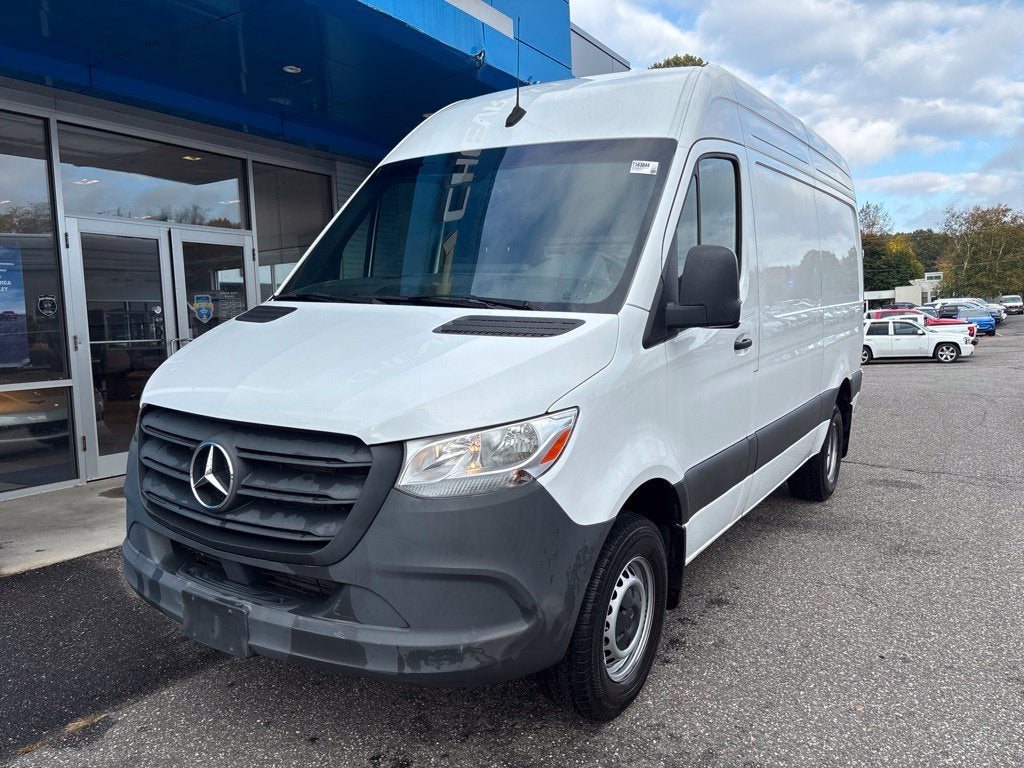 2024 Mercedes-Benz Sprinter Cargo Van 3500 Standard Roof I4 Diesel 144" RWD