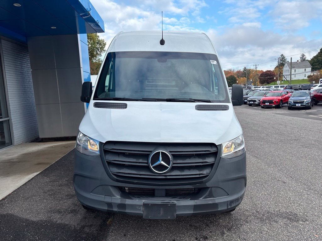2024 Mercedes-Benz Sprinter Cargo Van 3500 Standard Roof I4 Diesel 144" RWD