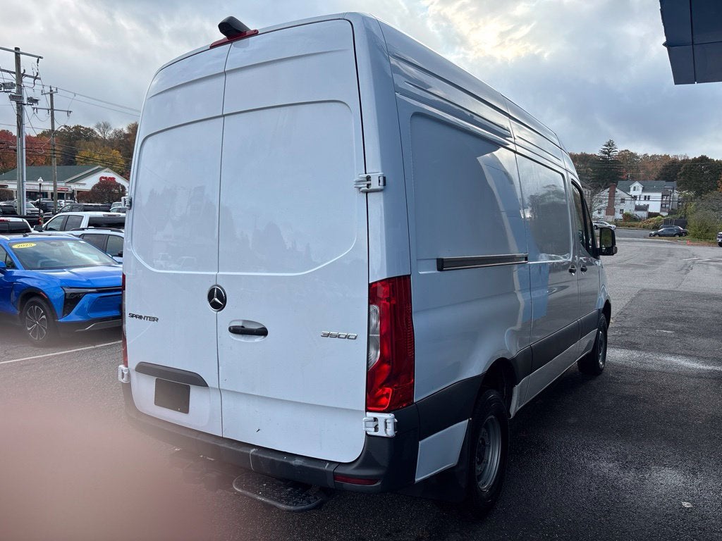 2024 Mercedes-Benz Sprinter Cargo Van 3500 Standard Roof I4 Diesel 144" RWD