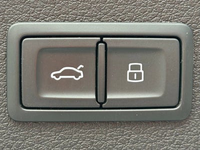 2024 Audi Q8 e-tron Sportback S line Premium Plus