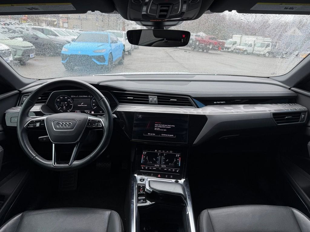 2024 Audi Q8 e-tron Sportback S line Premium Plus