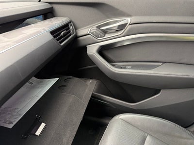 2024 Audi Q8 e-tron Sportback S line Premium Plus