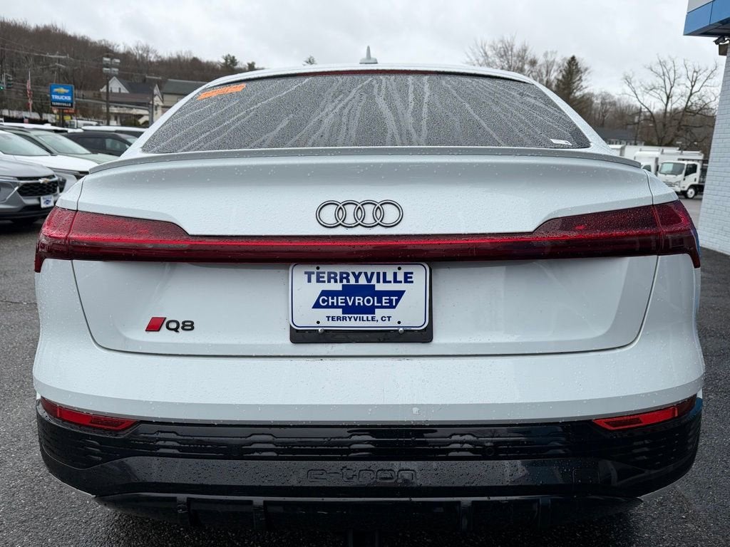 2024 Audi Q8 e-tron Sportback S line Premium Plus
