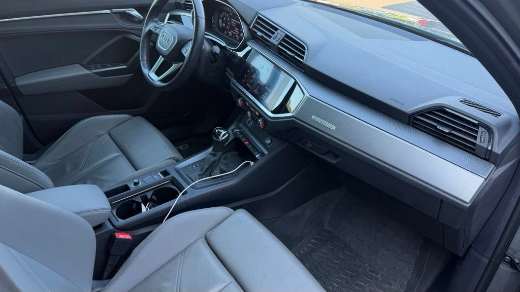 2021 Audi Q3 S line Premium Plus