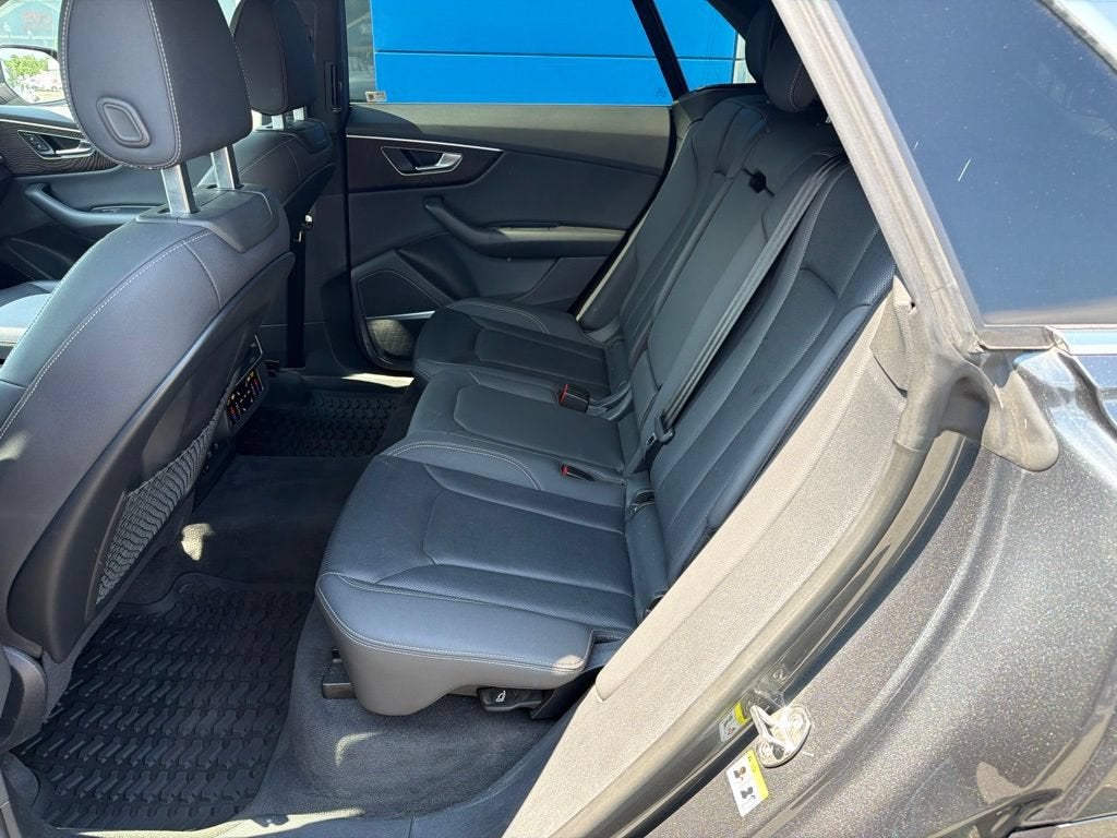 2021 Audi Q8 Premium Plus