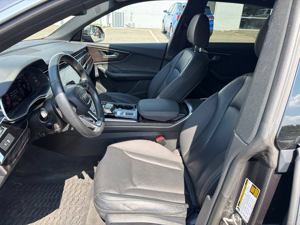 2021 Audi Q8 Premium Plus