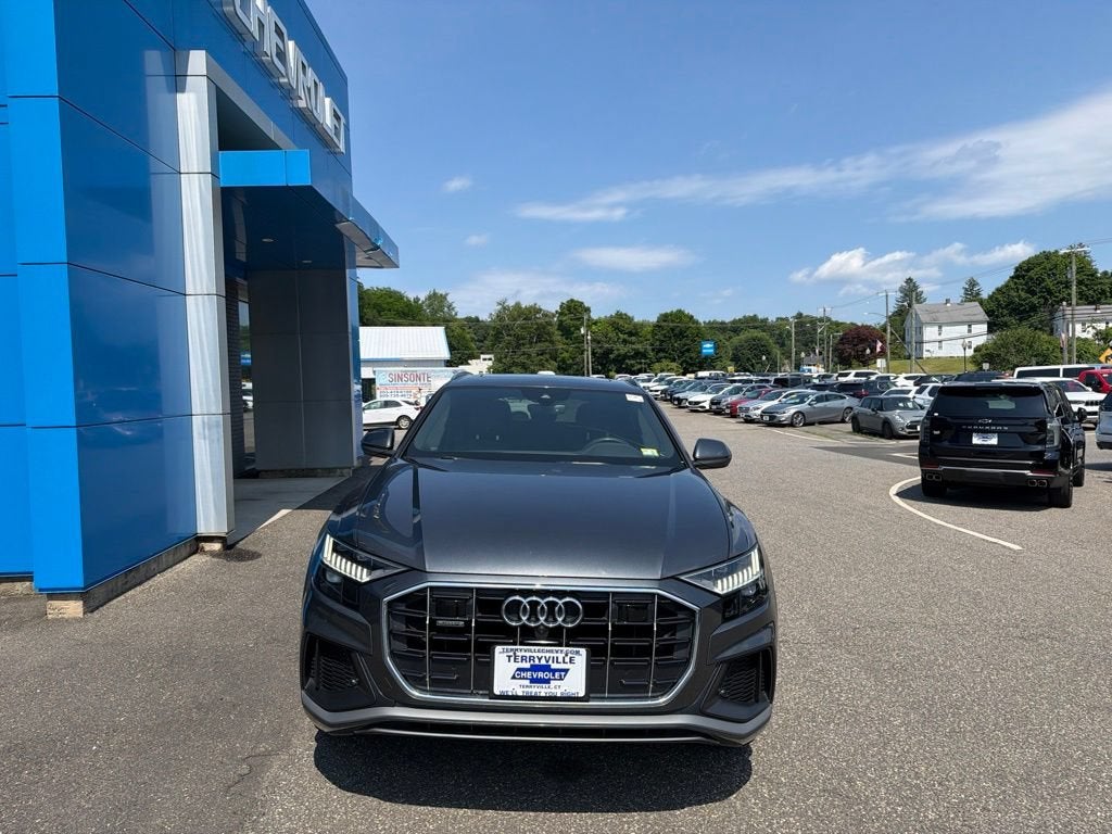 2021 Audi Q8 Premium Plus
