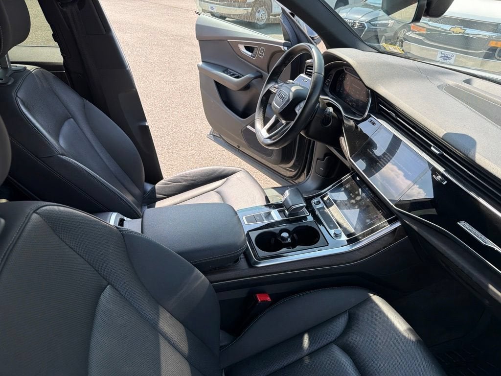 2021 Audi Q8 Premium Plus