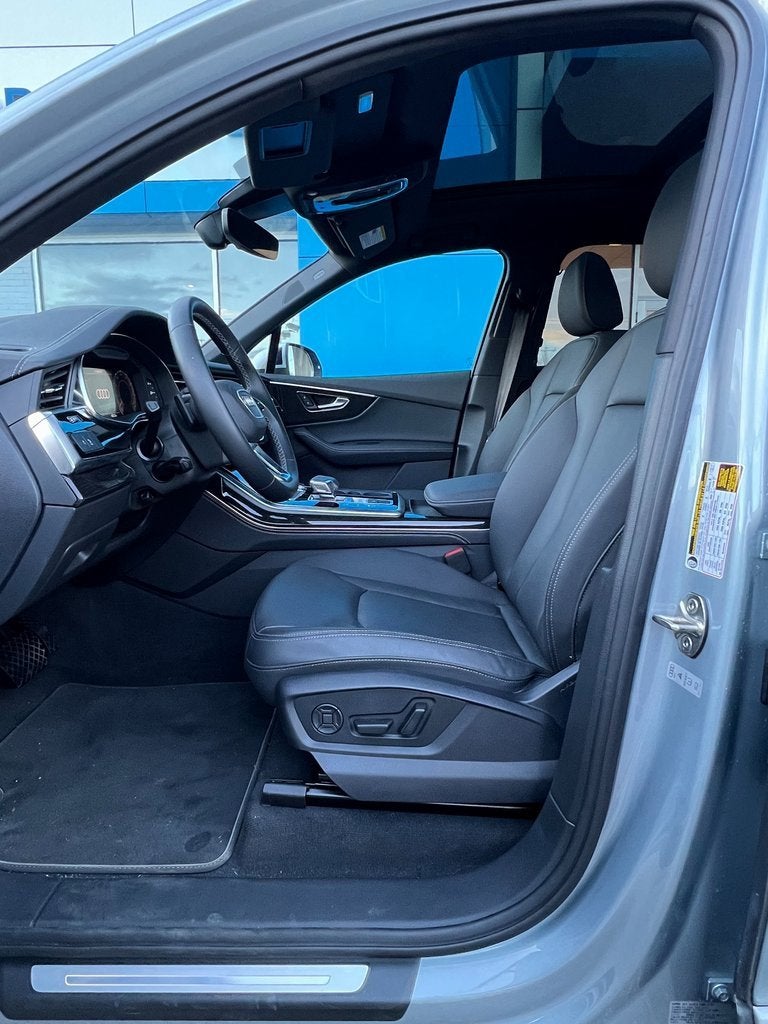 2025 Audi Q7 Premium Plus