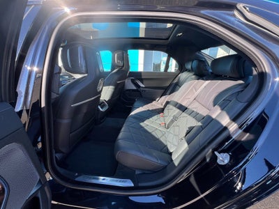 2023 BMW 7 Series 760i xDrive