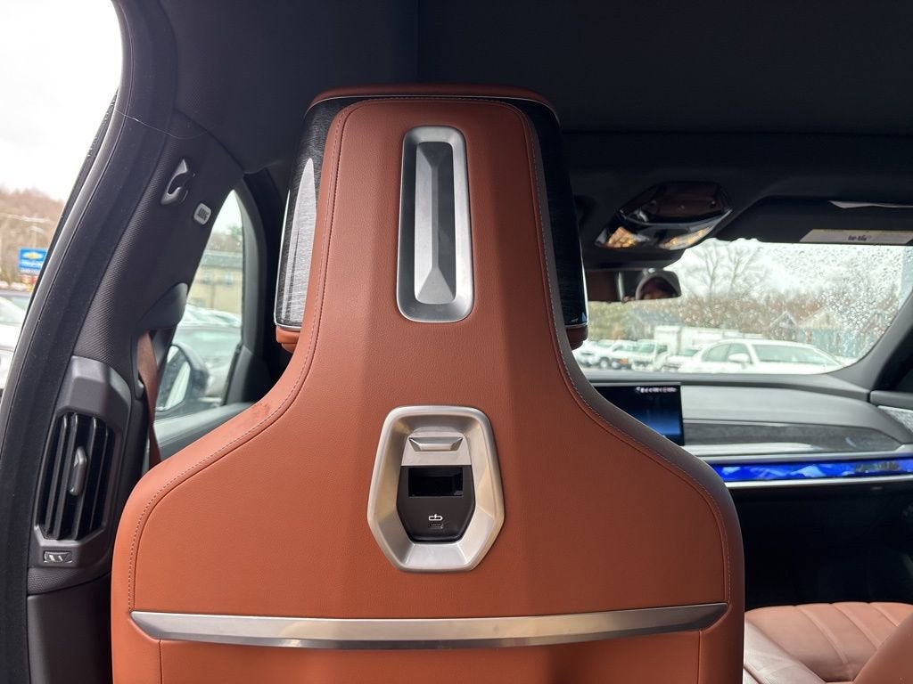 2023 BMW 7 Series 760i xDrive