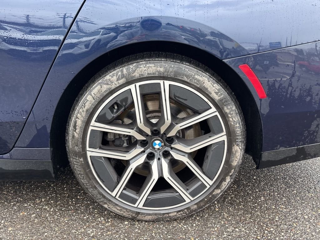 2023 BMW 7 Series 760i xDrive