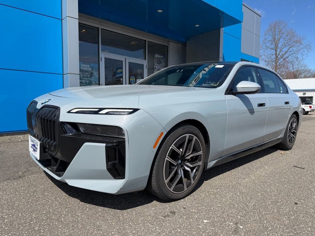 2023 BMW 7 Series 760i xDrive