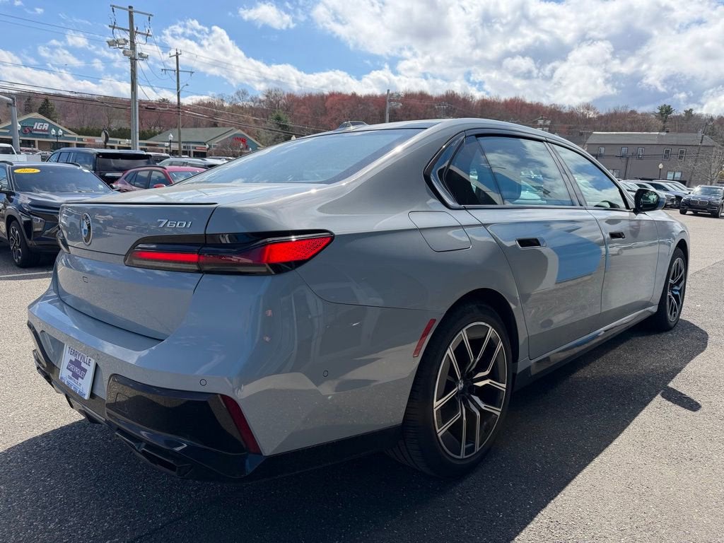 2023 BMW 7 Series 760i xDrive