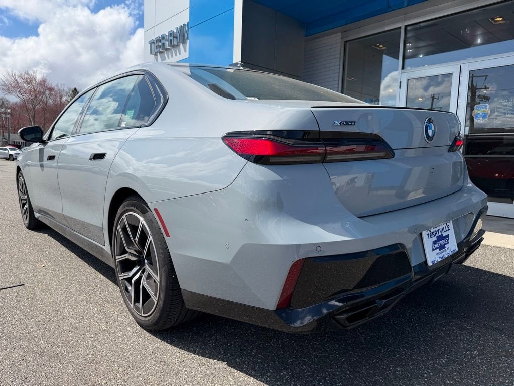 2023 BMW 7 Series 760i xDrive