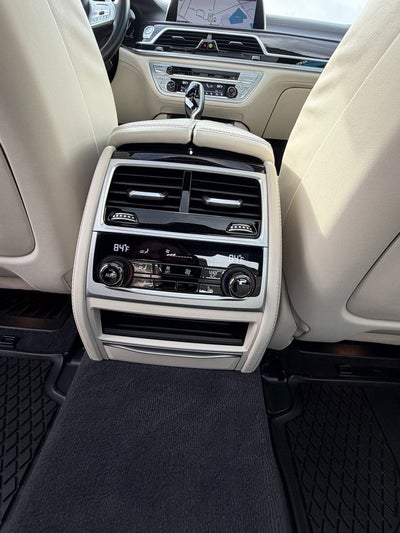 2021 BMW 7 Series 750i xDrive