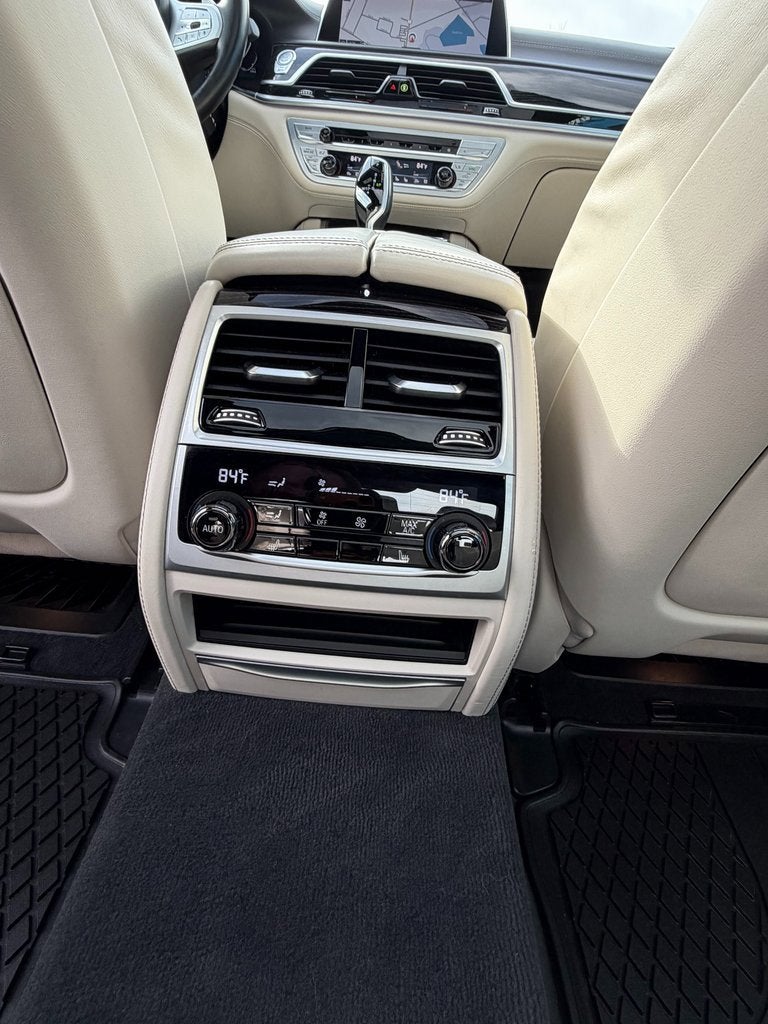 2021 BMW 7 Series 750i xDrive