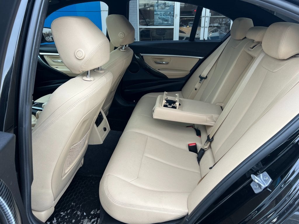 2018 BMW 3 Series 330i xDrive