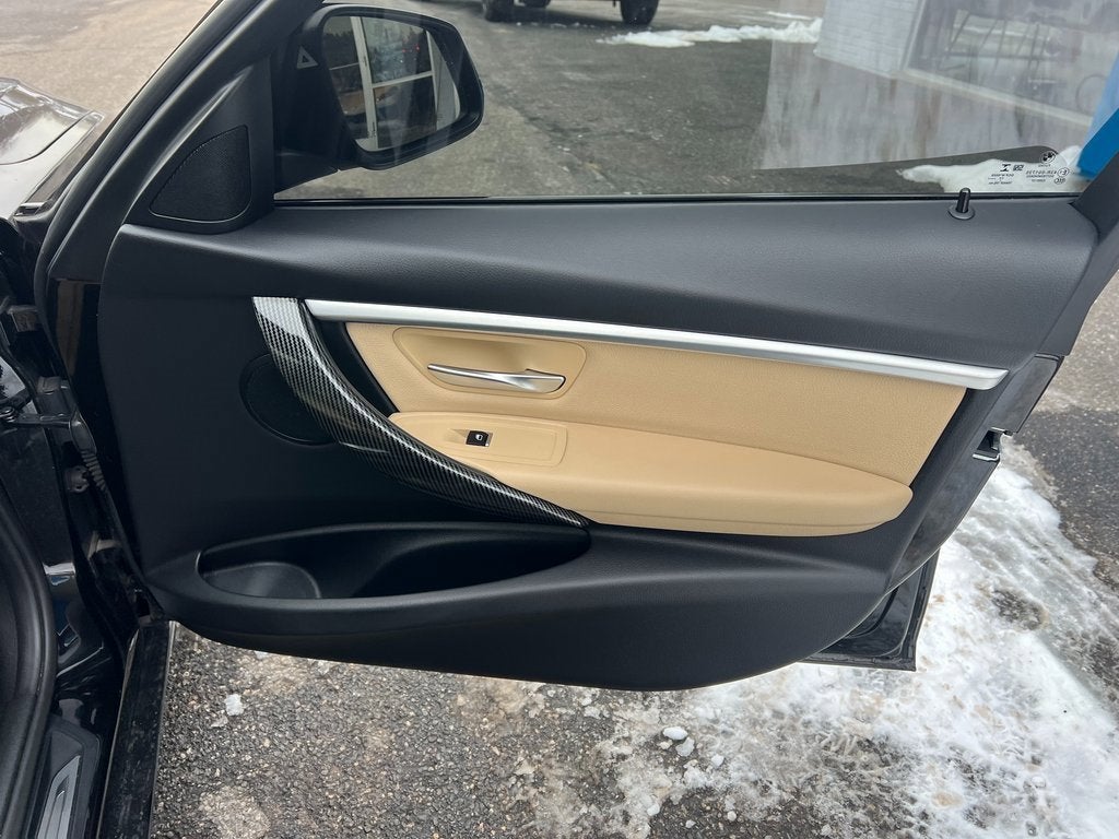 2018 BMW 3 Series 330i xDrive