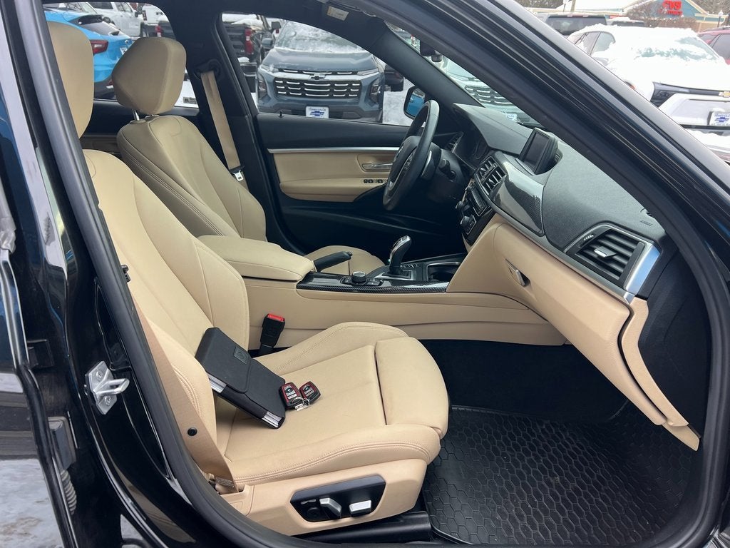 2018 BMW 3 Series 330i xDrive