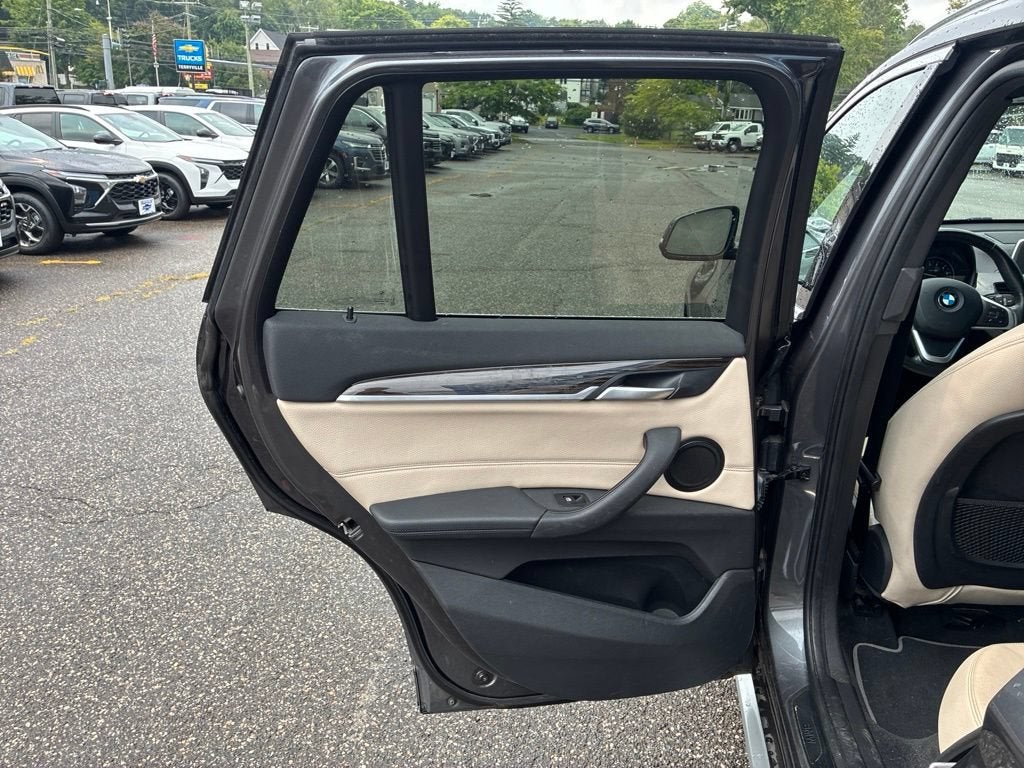 2017 BMW X1 xDrive28i