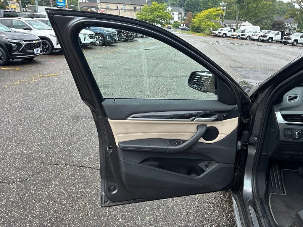 2017 BMW X1 xDrive28i
