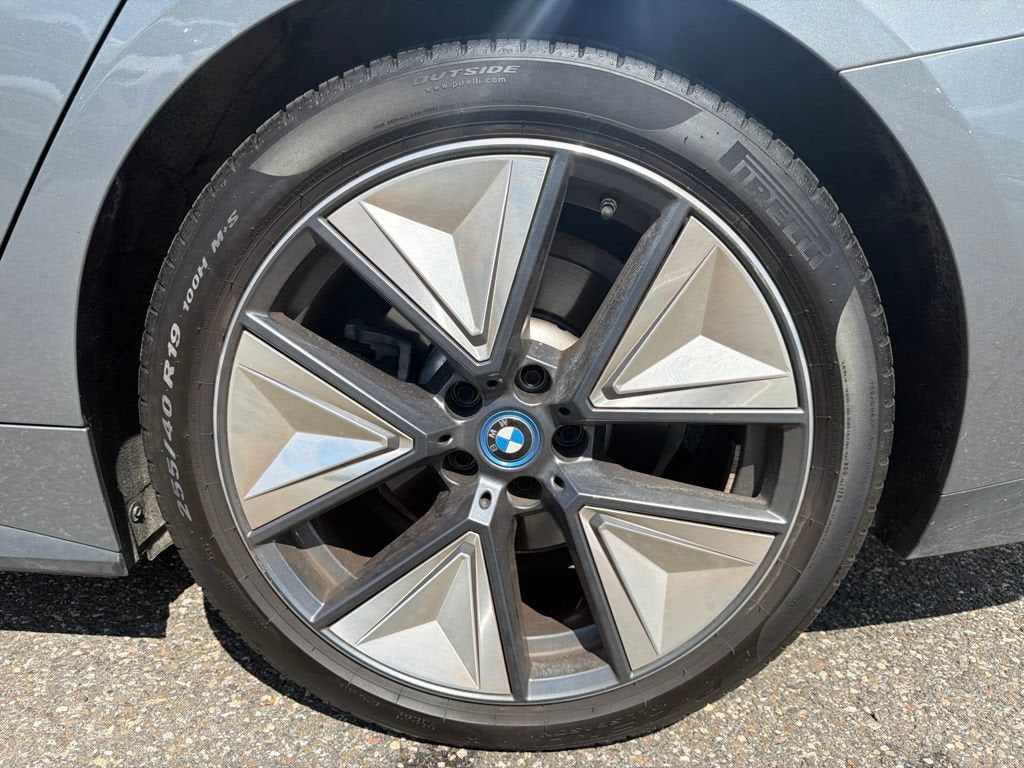 2024 BMW i4 eDrive35