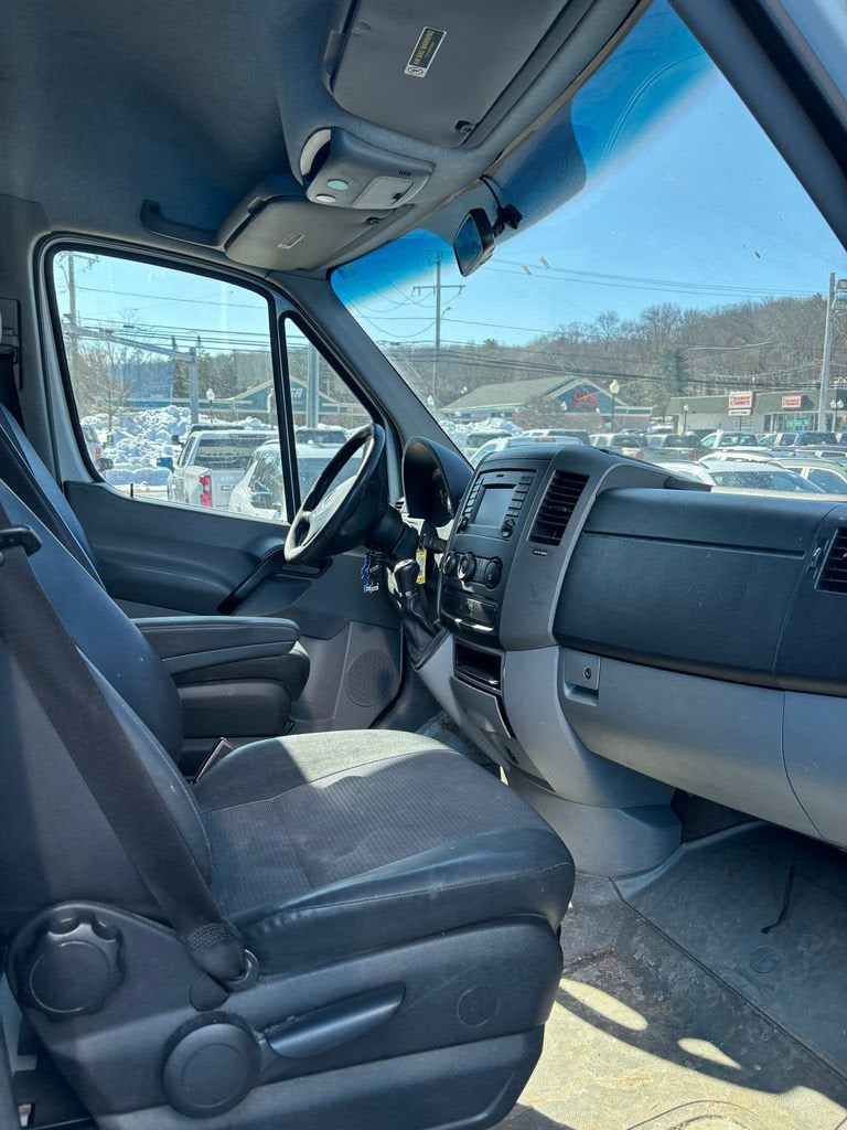 2017 Mercedes-Benz Sprinter Cargo Van 3500 Standard Roof V6 144" RWD