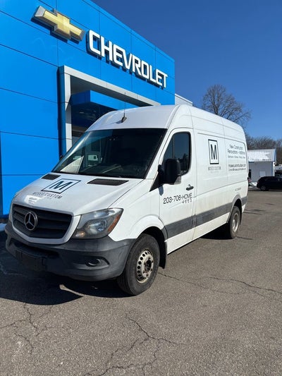 2017 Mercedes-Benz Sprinter Cargo Van 3500 Standard Roof V6 144" RWD